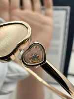 Chopard-Happy-Hearts-Bangle-85A007-5021-18k-Rose-Gold-Near