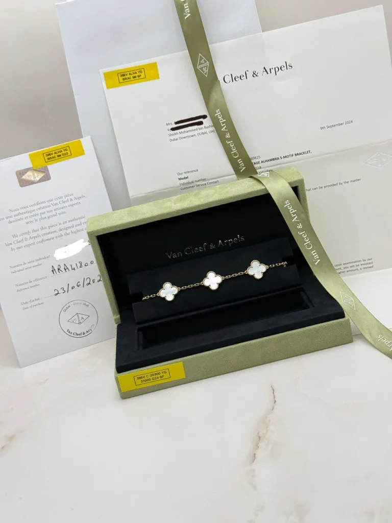 Van-Cleef-And-Arpels-Vintage-Alhambra-MOP-Bracelet-VCARA41800-Original