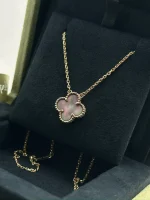 Van-Cleef-And-Arpels-Vintage-Alhambra-Rose-Gold-Pendant-VCARP4KK00-Box