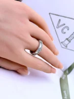 Van-Cleef-Arpels-Perlee-Sweet-Clovers-Ring-VCARP6MN58-Diamonds-58