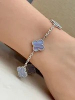 Van-Cleef-Arpels-Vintage-Alhambra-Bracelet-VCARD34700-5-Motifs-Chalcedony-19