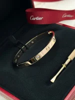Cartier-Love-Bracelet-4-Diamonds-B6069917-18k-Rose-Gold-Classic-17