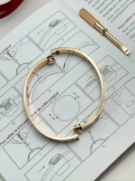 Cartier-Love-Bracelet-4-Diamonds-B6069917-18k-Rose-Gold-Classic-Model-Up