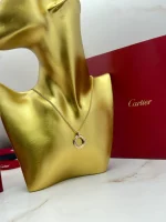 Cartier-Trinity-Medium-Model-Pendant-B7224814-3-Gold-Diamonds