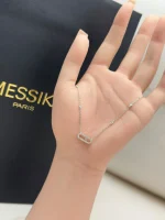Messika-Move-Uno-Pave-Necklace-4708-White-Gold-Diamonds-Hand