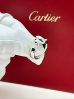 Panthere-De-Cartier-Ring-CRB4099551-Medium-Model-18k-White-Gold-Onyx-51