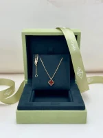 Van-Cleef-And-Arpels-Sweet-Alhambra-Rose-Gold-Pendant-VCARN59M00-Red-Carnelian
