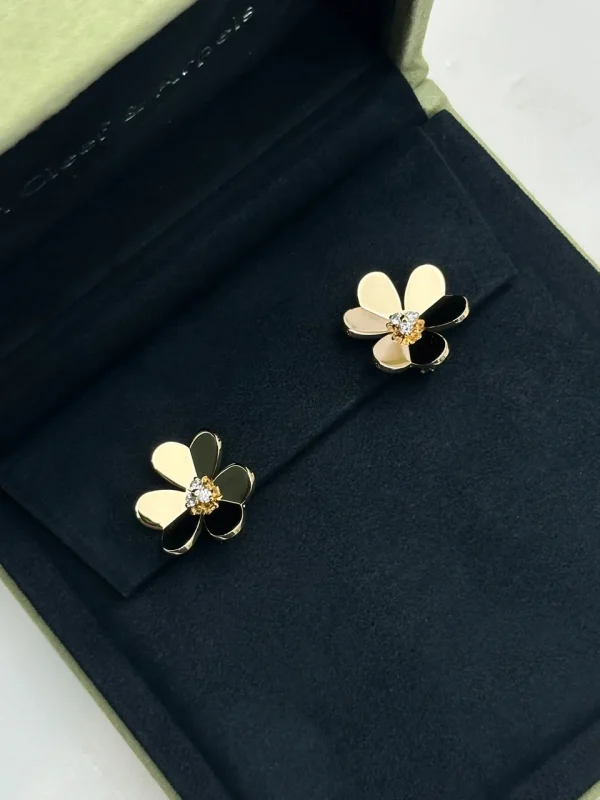 Van-Cleef-Arpels-Frivole-Earrings-VCARB65900-18k-Yellow-Gold-Diamonds-Up