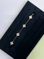 Van-Cleef-Arpels-Sweet-Alhambra-6-Motifs-Bracelet-VCARO8DD00-18k-Rose-Gold-Up