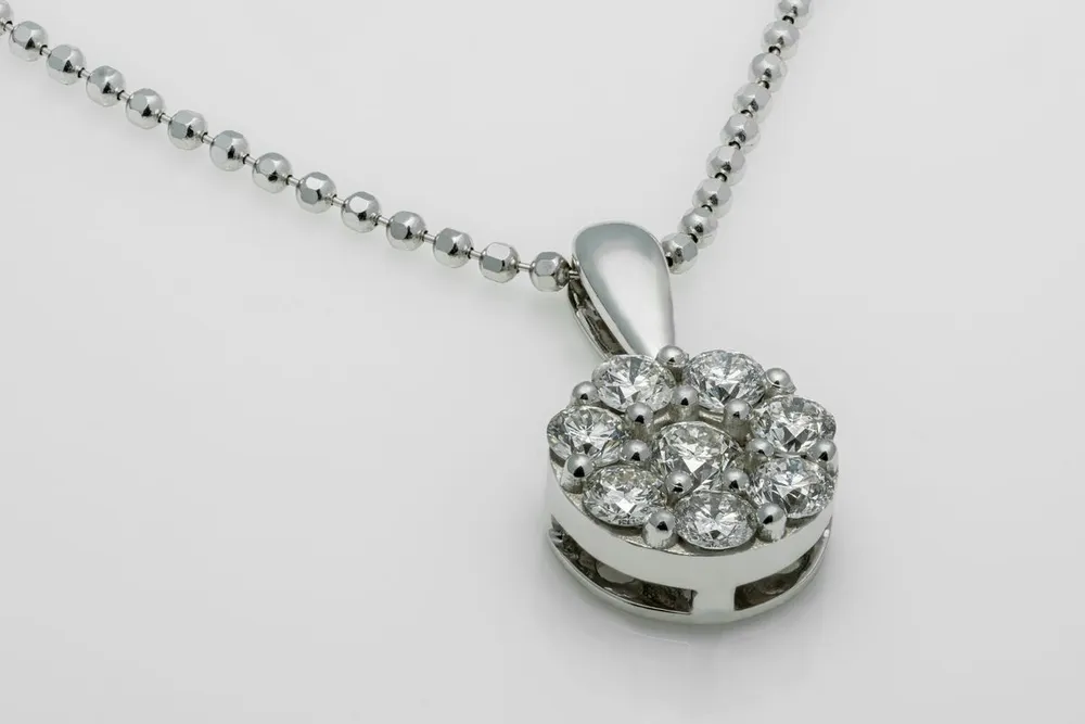 Chopard Happy Diamonds necklace pendant with a floating diamond on a fine chain